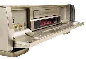 D-VHS магнитофон фирмы изобретателя формата(JVC)